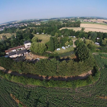 Le Moulin De Saussaye Bed and Breakfast Crouzilles Esterno foto